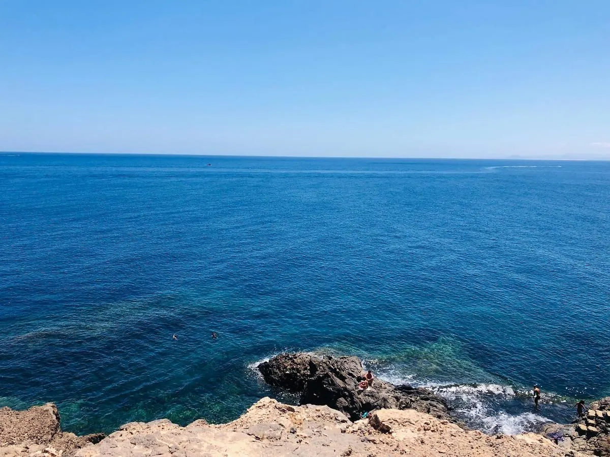 Grand Villa Famara Puerto Del Carmen 0*, بويرتو ذيل كارمين