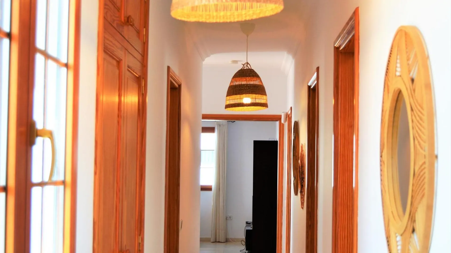Grand Villa Famara Puerto Del Carmen Puerto del Carmen  0*, Puerto del Carmen (Lanzarote) Španělsko