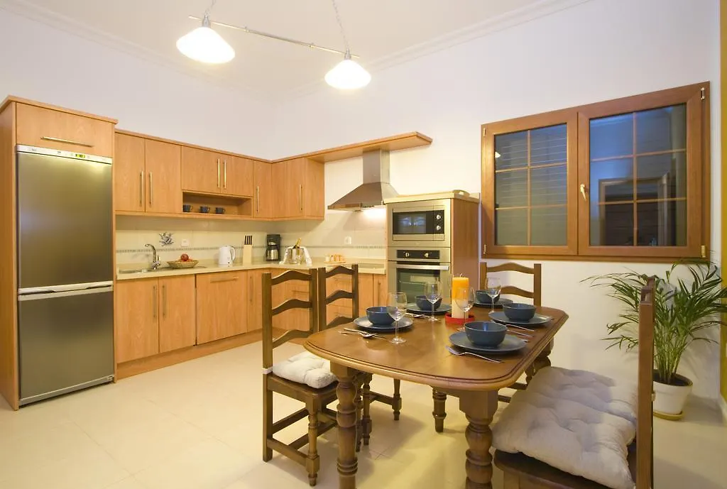 Grand Villa Famara Puerto Del Carmen Puerto del Carmen